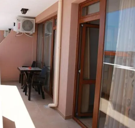 Private Apartment In Complex Caprice Apartment *