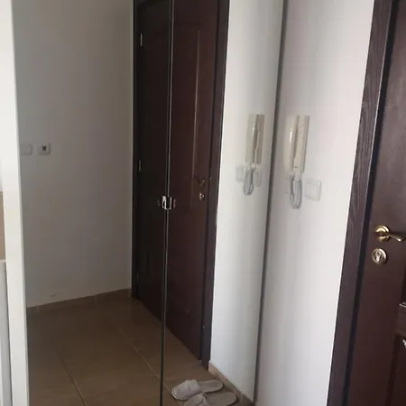 Private Apartment In Complex Caprice شقة *